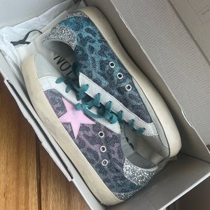 NIB Golden Goose Superstars